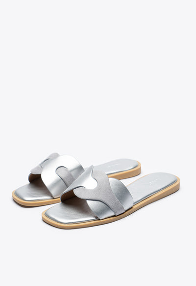 Contrast Inserted Vamp Slip On Sandals