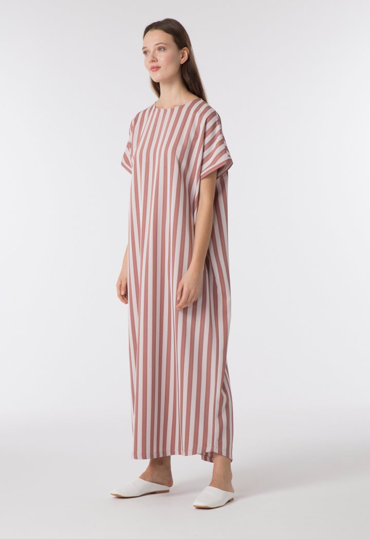 Oversized Striped Abaya